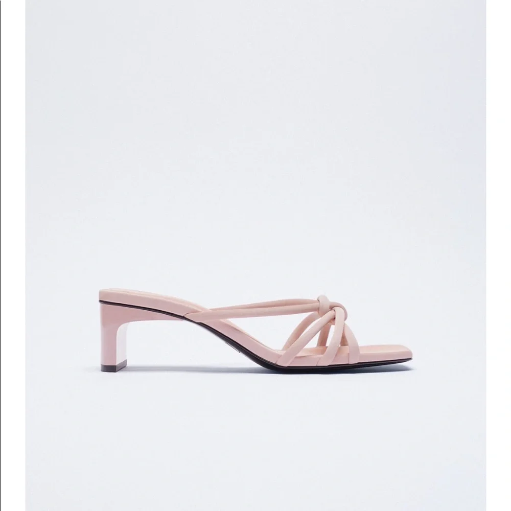 Zara Sandals bloggers fav - Picture 12 of 15